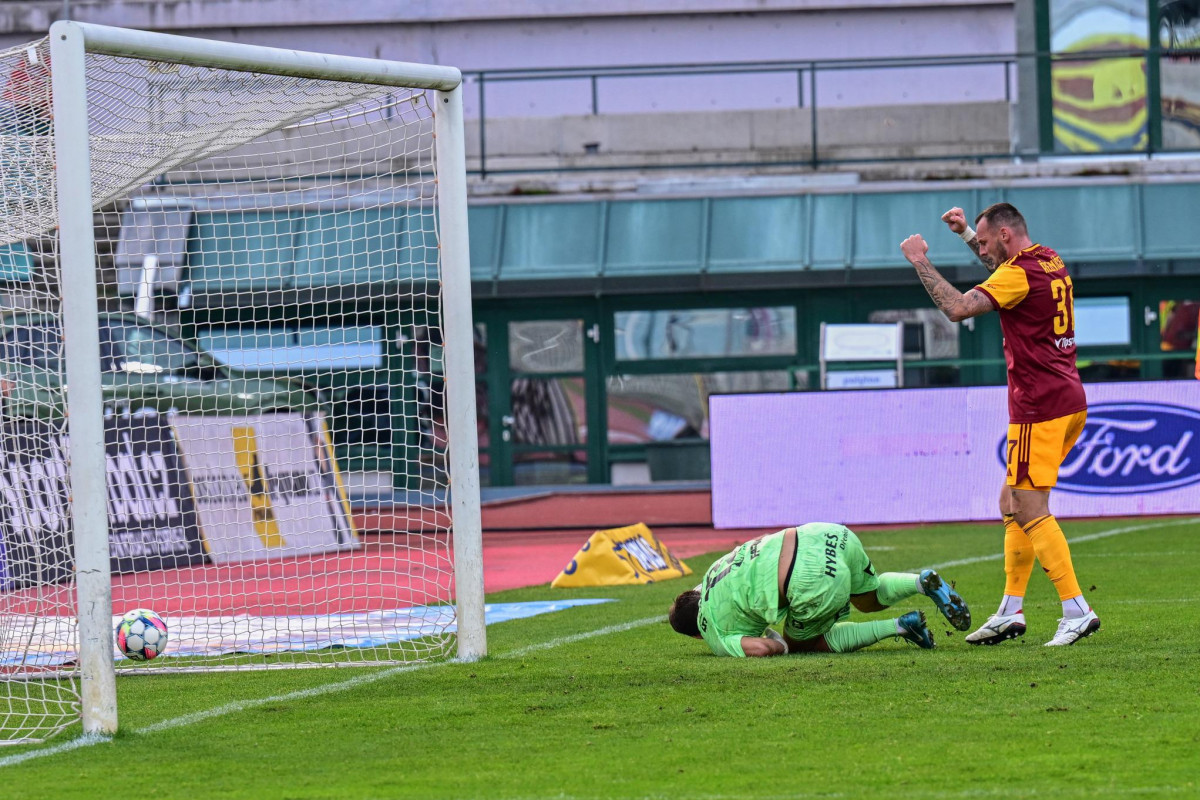 Fotbalista Jakub Řezníček se v Dukle Praha prokopal mezi členy Klubu ligových kanonýrů