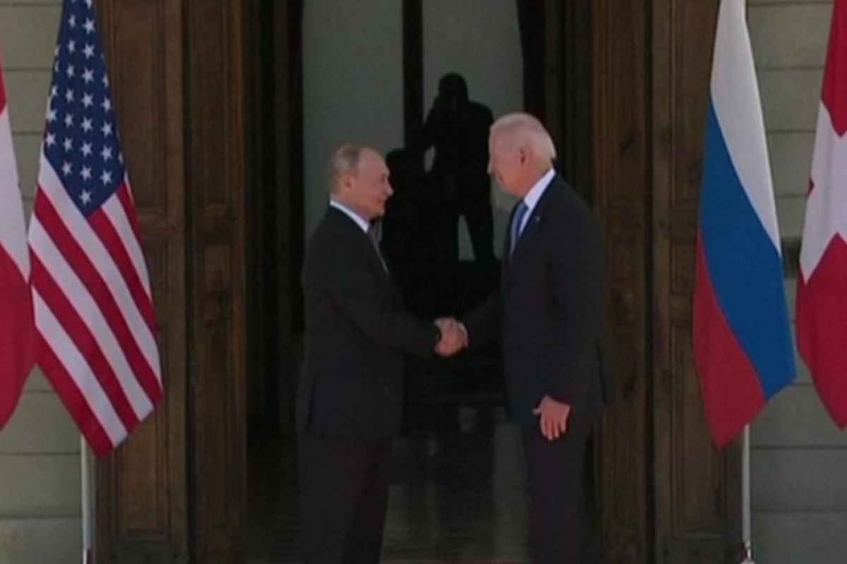 USA uvedly, že jsou otevřené jednání mezi Bidenem a Putinem