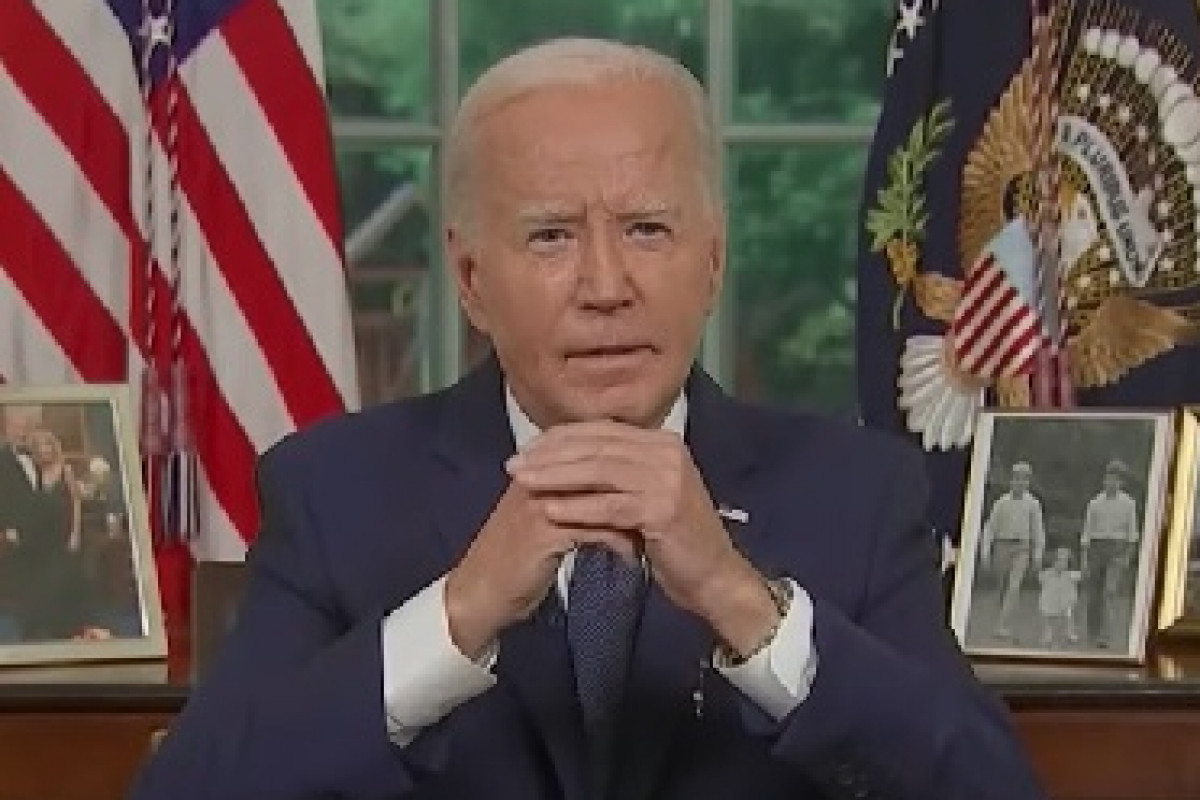 Biden povolil Ukrajině útoky na Rusko pomocí raket dlouhého doletu