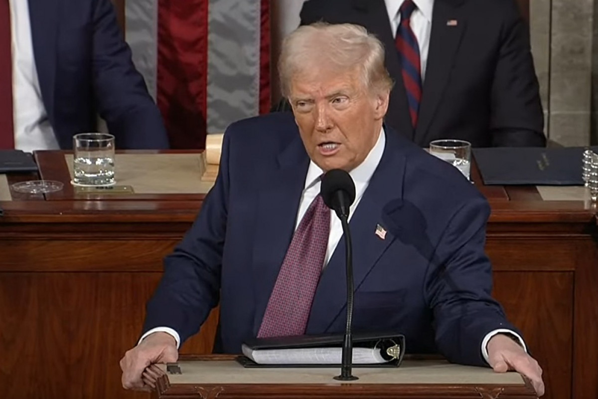 Trump řekl v Kongresu, že Ukrajina a Rusko jsou připraveny na mírová jednání