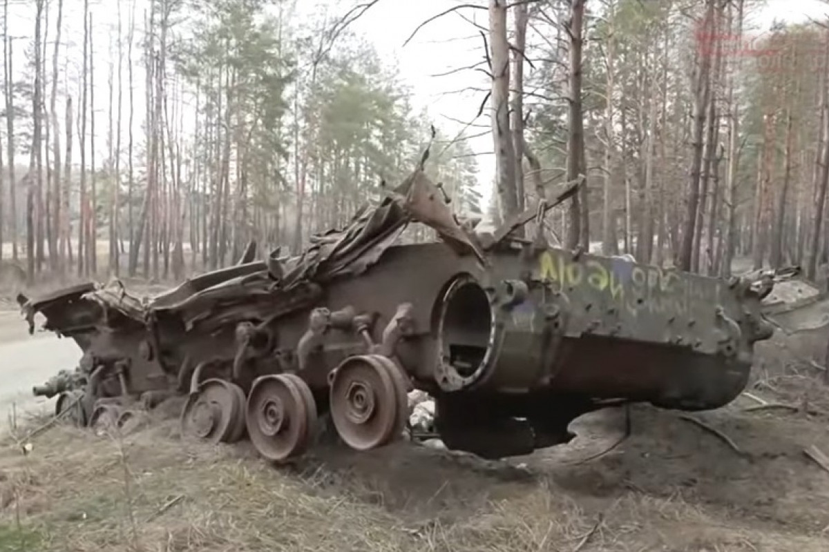 Ukrajinský důstojník: Když se podíváte na mapu, je to velmi smutné...