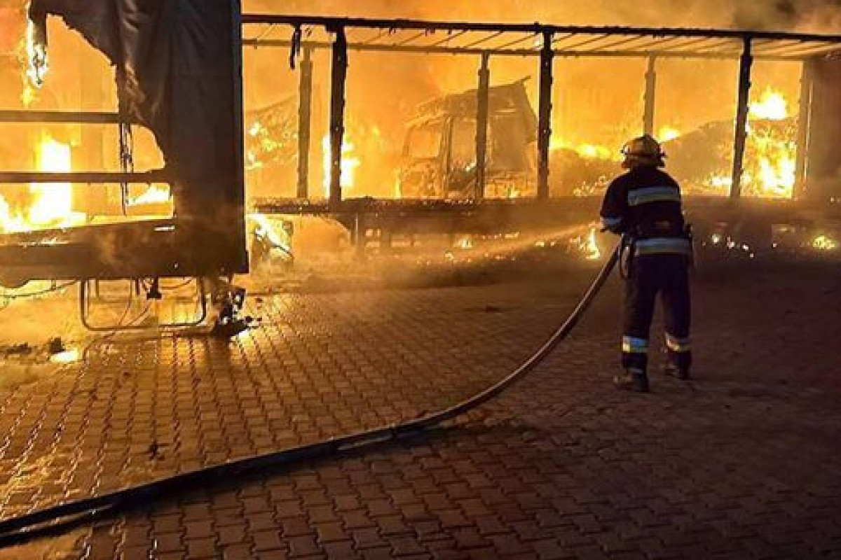 Prolomení obrany Gornjaku, obsazení Selidova, stažení Ukrajinců a jejich obvinění z dezerce