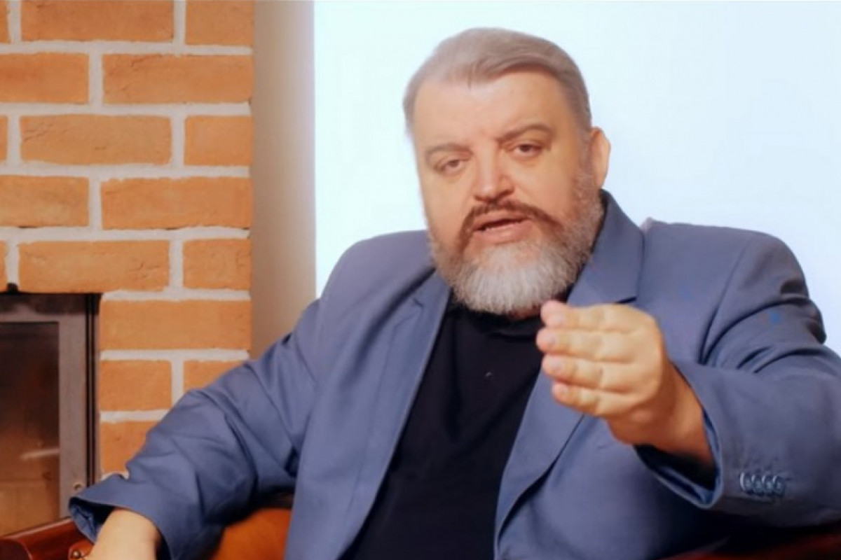 Eduard Chmelár: Pro obyčejný „hoax" téměř spustili 3.světovou válku